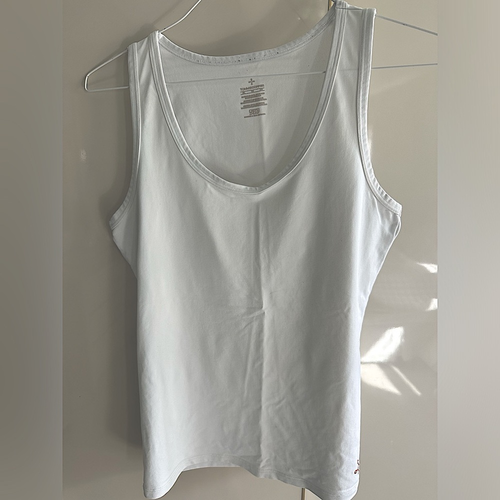 Tommie Copper compression tank